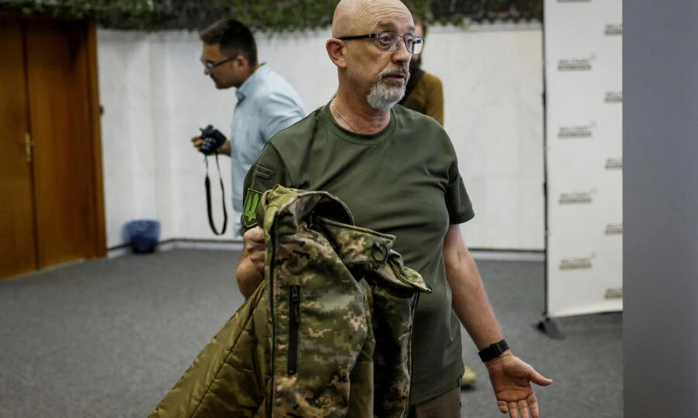Στρατιωτικοπολιτικό Χάος στο Κίεβο: Ο Ζαλούζνι «έφαγε» τον Ρέζνικοφ επειδή απέτυχε να στρατολογήσει κόσμο-Ετοιμάζει «αντεπίθεση 2» ο στρατηγός Ζαλούζνι;